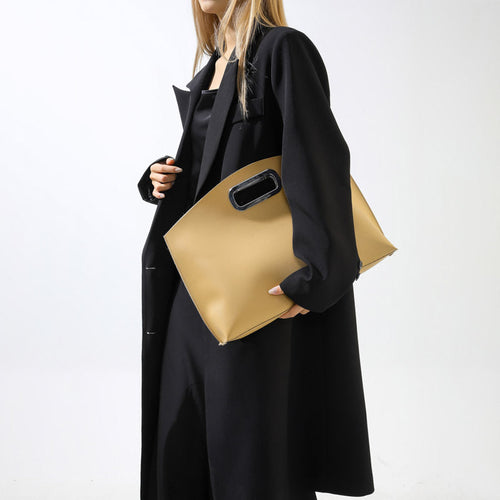 Retro style handbag