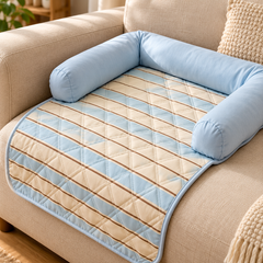 Pet sleeping mat quilt and bolster detail