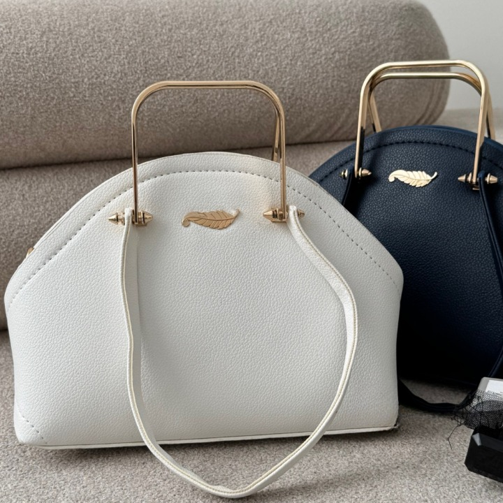 Premium Feather Bag