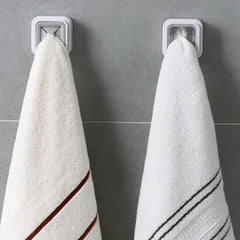 Towel Plug Holder