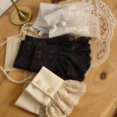 Chic Lace Hand Cuff
