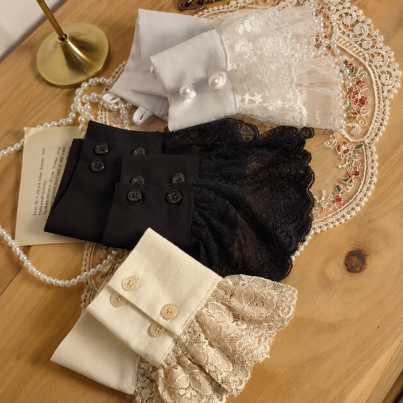 Chic Lace Hand Cuff