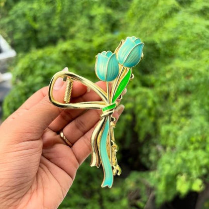 Floral Elegance Claw