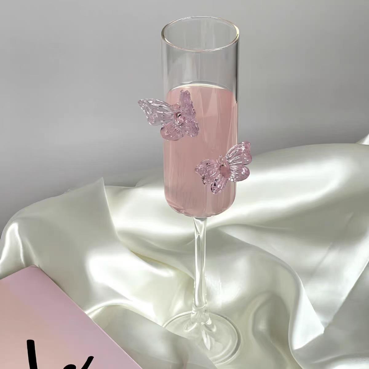 3D Butterfly Glass – Clear presentation