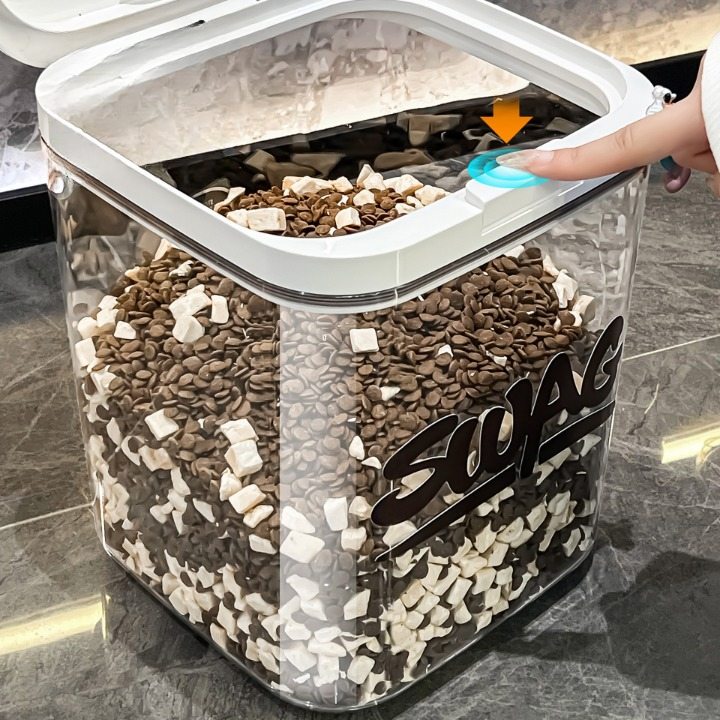 Lock-Fresh Storage Container
