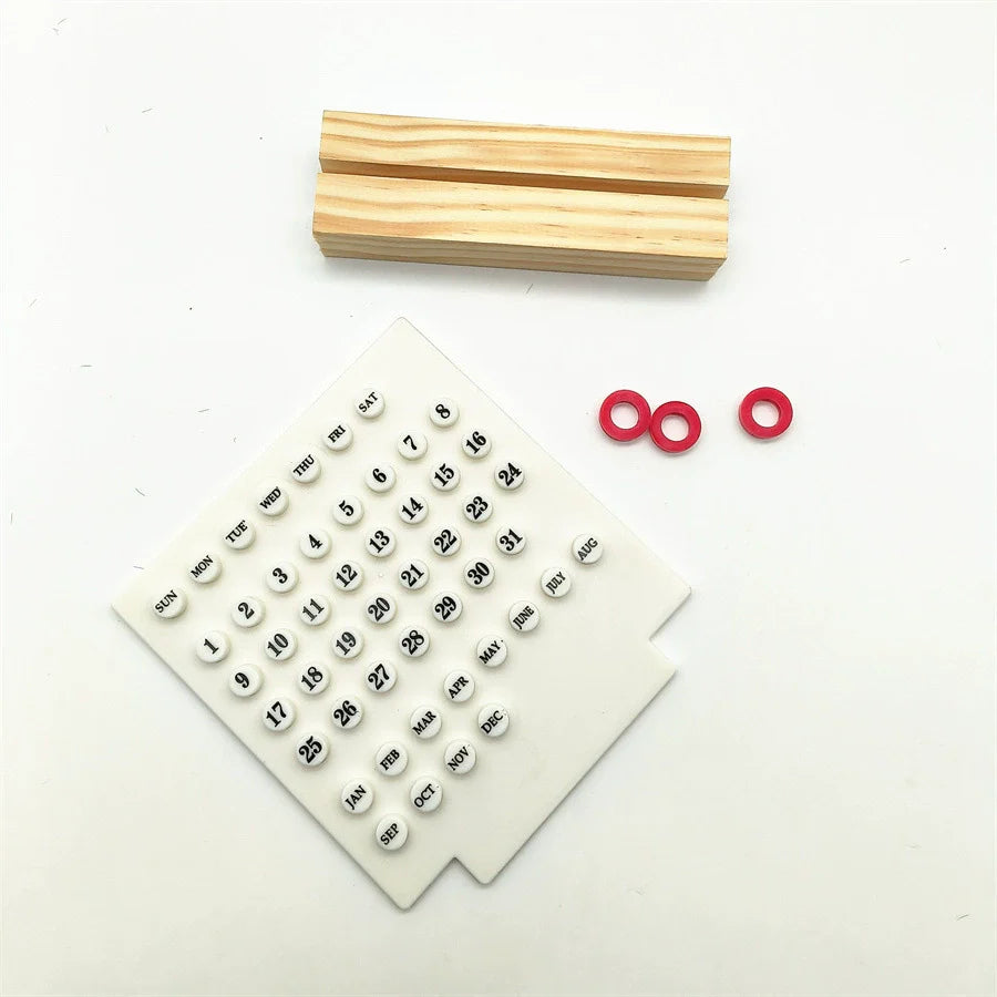 Wooden Desk Calendar