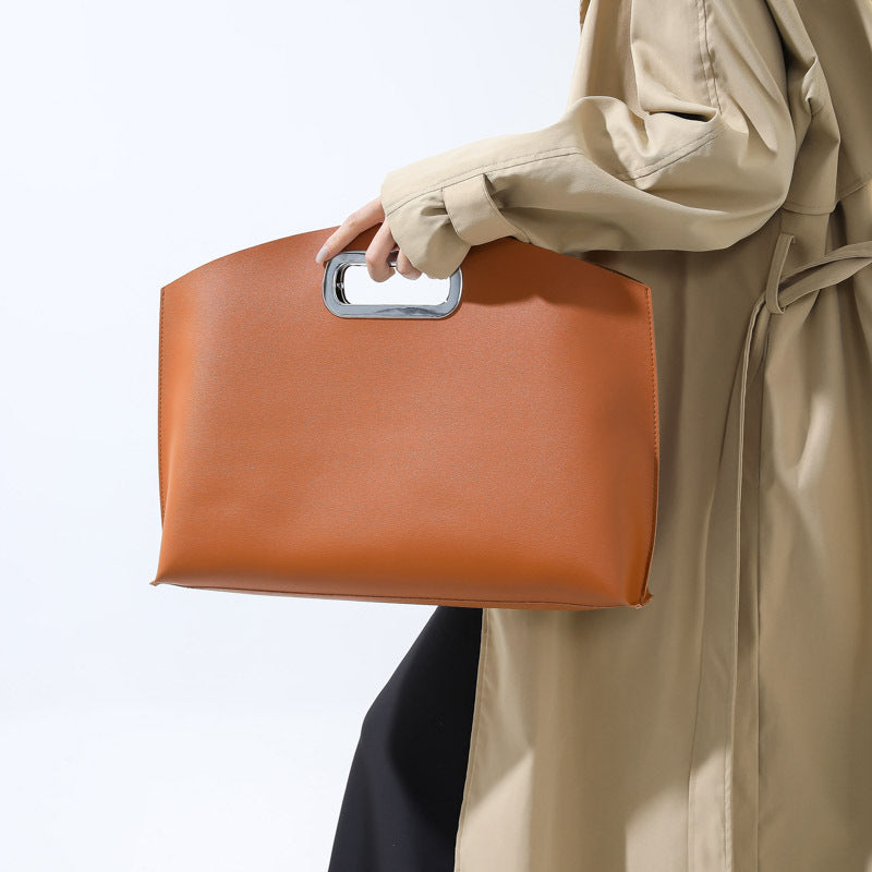 Retro style handbag