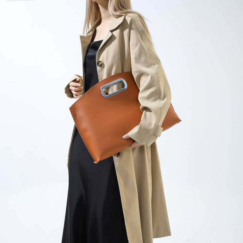 Retro style handbag