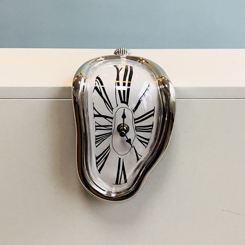 Retro Melting Clock