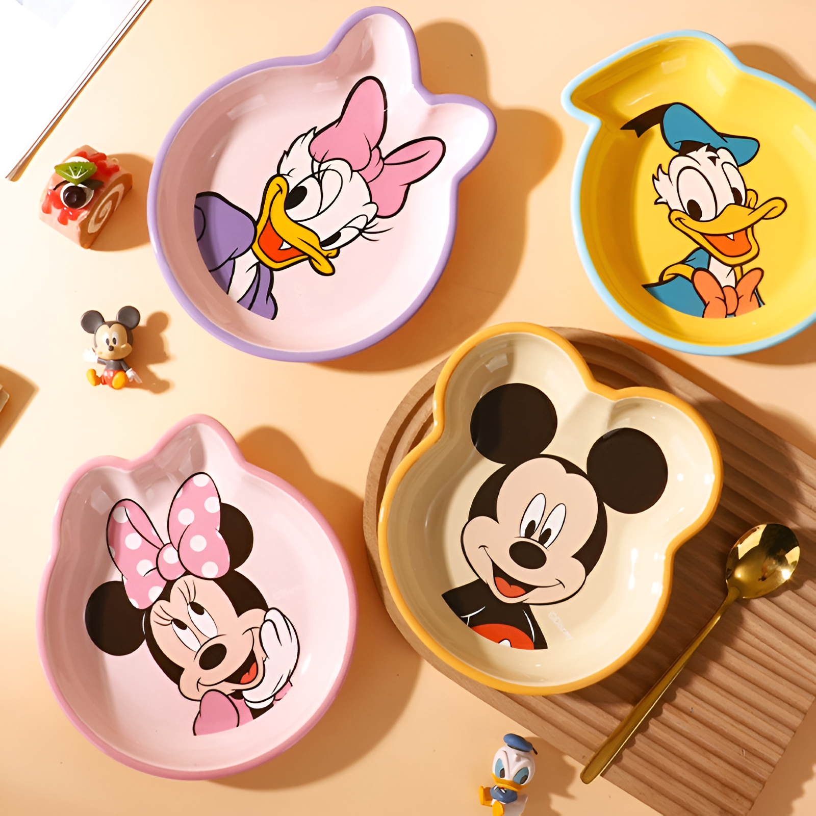 Mickey & Friends Plate – Fun and Playful Design