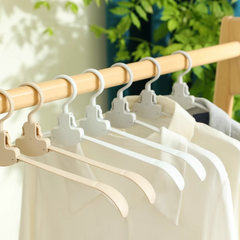 Foldable Plastic Hanger