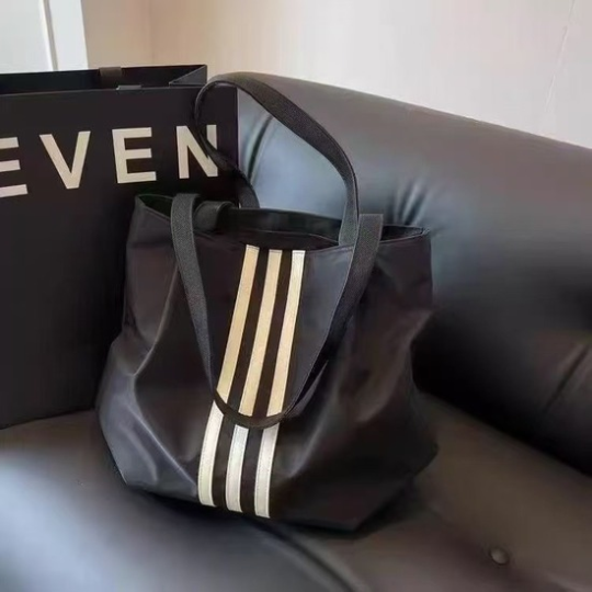 Trendy Striped Tote Bag
