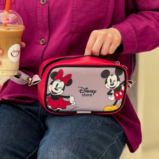 Mickey & Minnie Shoulder Bag – Spacious Yet Compact