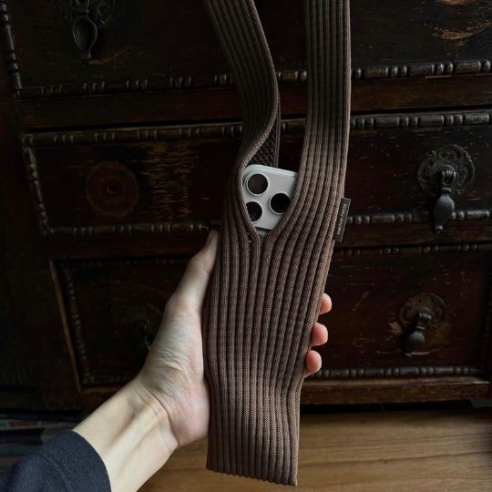 Classy Loop Phone Cover