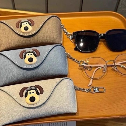 Cartoon Flying Dog Eyeglass Case