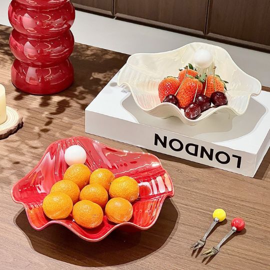 Pearl Crest Serving Bowl