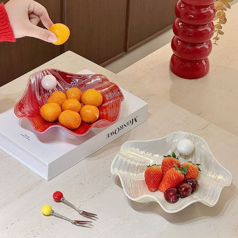 Pearl Crest Serving Bowl