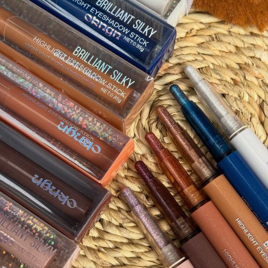 Shine Eye Stick – Suitable for All Skin Tones