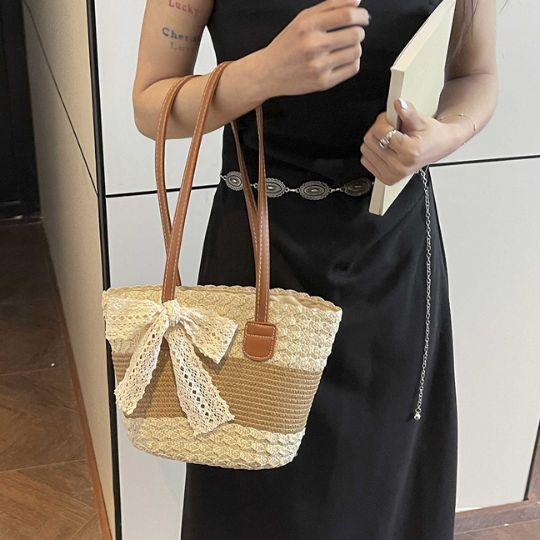 Woven Large Capacity Shoulder Bag
