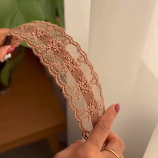 Soft Mesh Lace Hairband – Non-Slip Stretch Fit