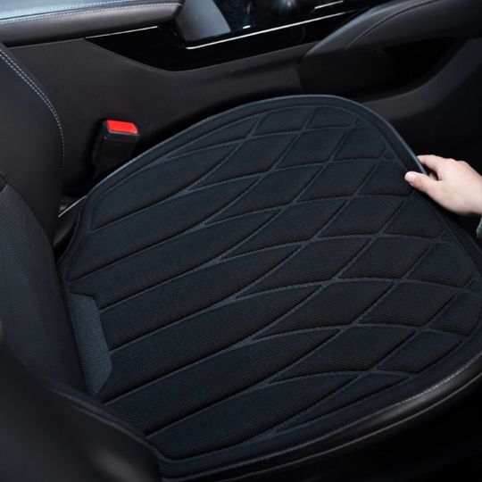 Breathable Car Seat Mat – Skin-Friendly Materials