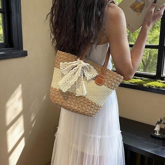 Woven Large Capacity Shoulder Bag