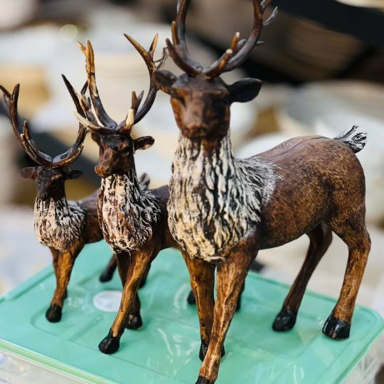 Vintage Deer Showpiece Set