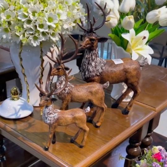 Vintage Deer Showpiece Set