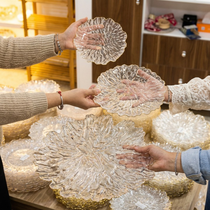 Crystal Glass Serving Plates(Small size) – Perfect for special occasions