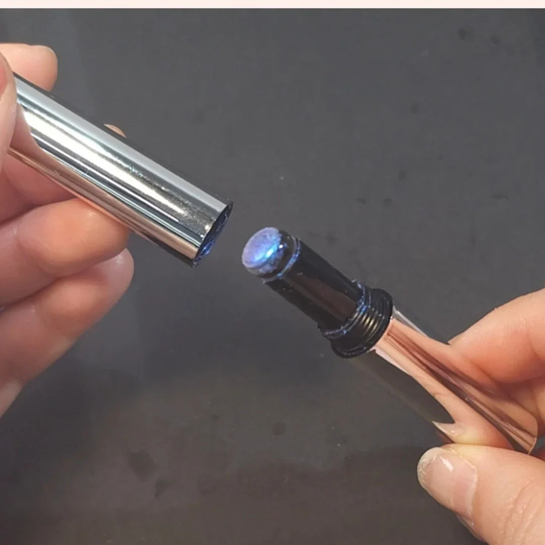 Crystal Nail Glow Stick – Lightweight Non-Sticky Texture