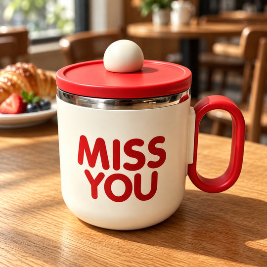 Cozy Sip Mug in red with matching lid