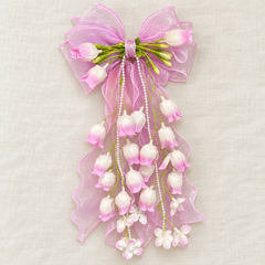 Floral Bow Curtain Clip 03 flat lay png