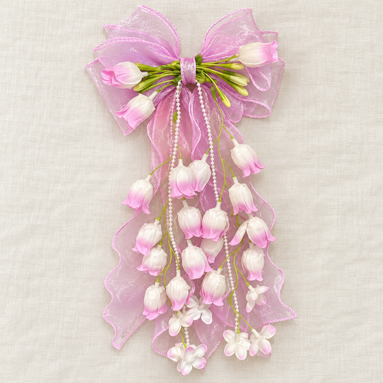 Floral Bow Curtain Clip 03 flat lay png
